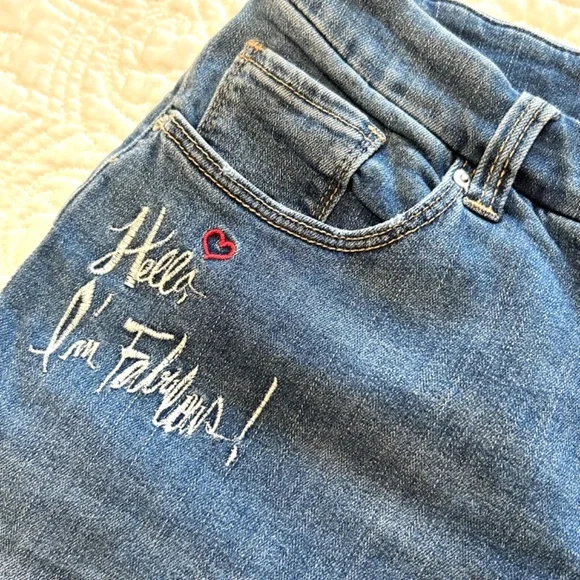 CHICO'S Embroidered Ankle Jeans - So Slimming Girlfriend - Picture 7 of 14